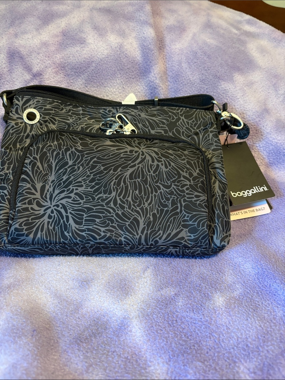 Baggallini Black with Gray Floral Print Crossbody Bag